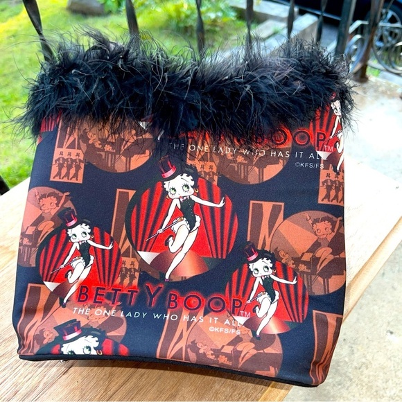 Betty Boop Hand Bag W/Dust Bag - Picture 1 of 6